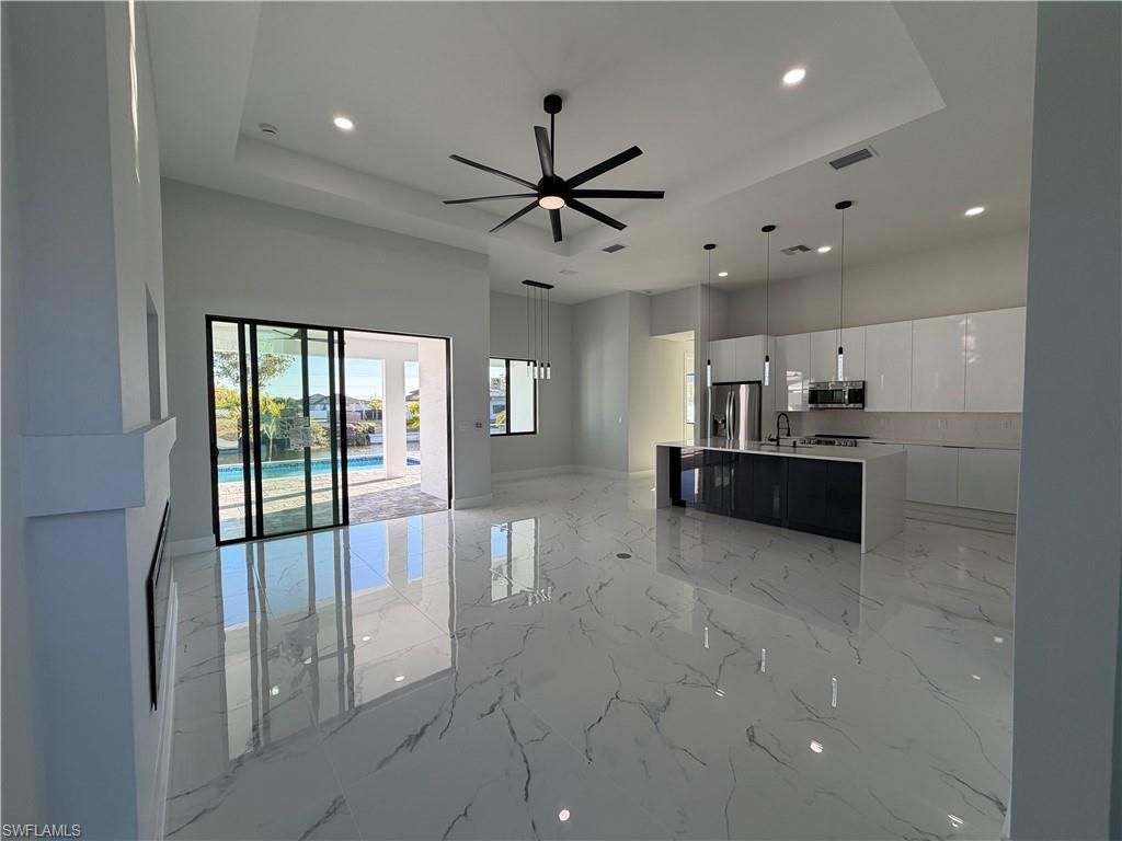 112 NE 6th ST, CAPE CORAL, FL 33909 — photo 4