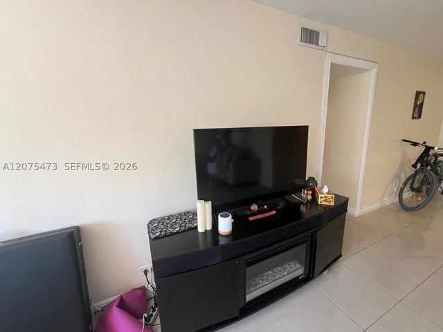 7441 Wayne Ave 3O, Miami Beach, FL 33141