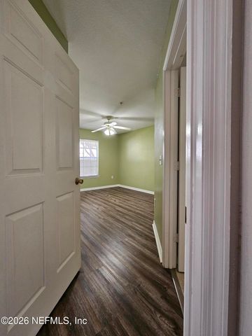 3591 KERNAN Boulevard S 323, Jacksonville, FL 33224