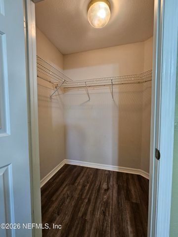 3591 KERNAN Boulevard S 323, Jacksonville, FL 33224