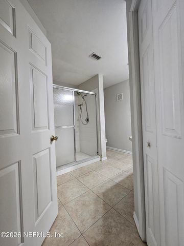 3591 KERNAN Boulevard S 323, Jacksonville, FL 33224