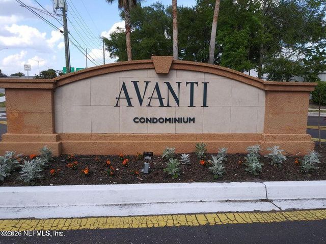 3591 KERNAN Boulevard S 323, Jacksonville, FL 33224