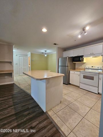 3591 KERNAN Boulevard S 323, Jacksonville, FL 33224