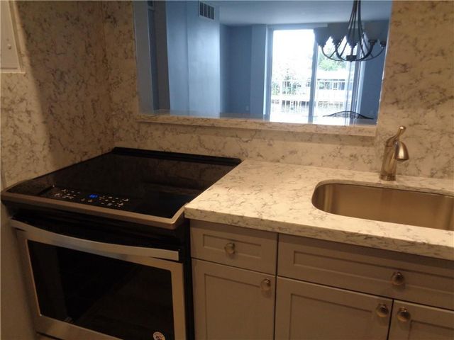 1777 SE 15th Street 218, Fort Lauderdale, FL 33316