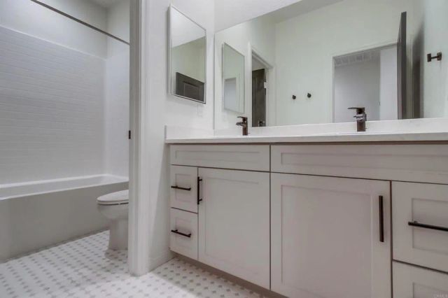 10541 Graphite Street, Spring Valley, CA 91977