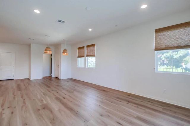 10541 Graphite Street, Spring Valley, CA 91977