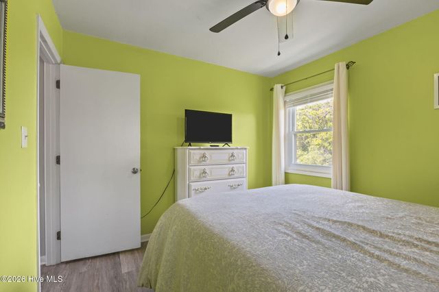 4804 Emerald Drive, Emerald Isle, NC 28594