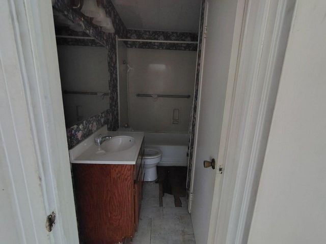 600 Thompson St, Kilgore, TX 75662