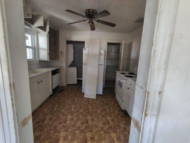 600 Thompson St, Kilgore, TX 75662