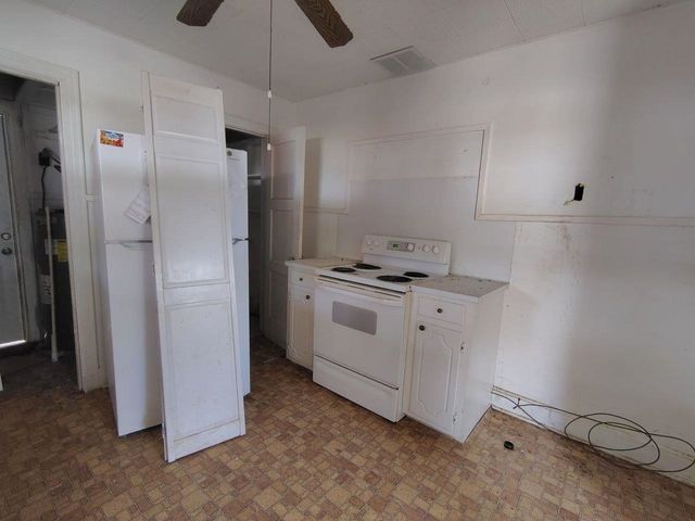 600 Thompson St, Kilgore, TX 75662