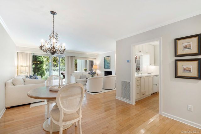 514 Pantigo Road 5, East Hampton, NY 11937