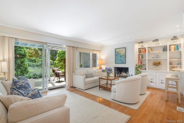 514 Pantigo Road 5, East Hampton, NY 11937