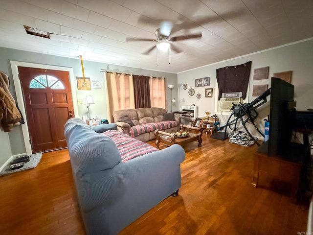 275 Patton Street, Clinton, AR 72031