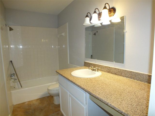 3321 Scotch Moss Lane, La Porte, TX 77571