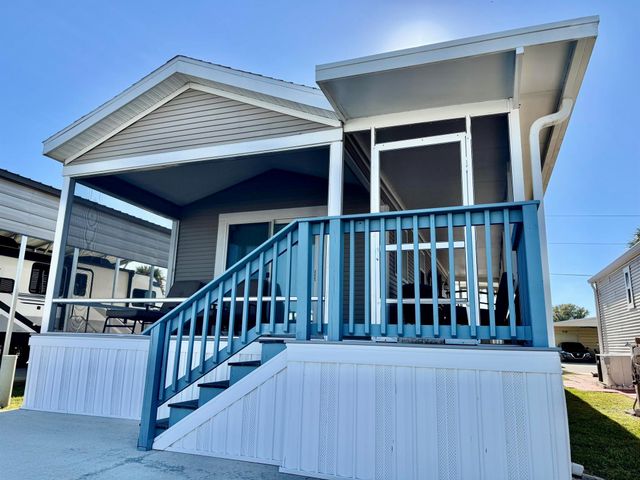 24 Shell Road, Okeechobee, FL 34974