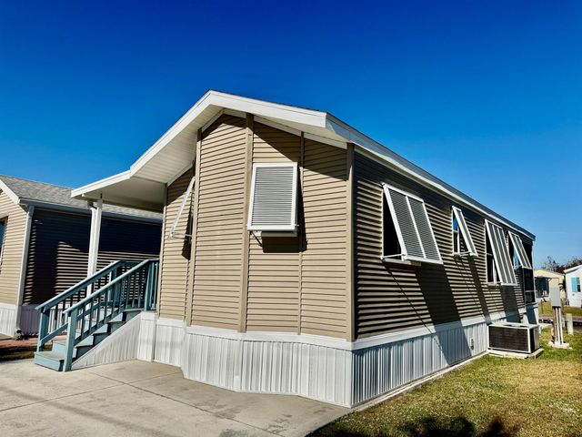 24 Shell Road, Okeechobee, FL 34974