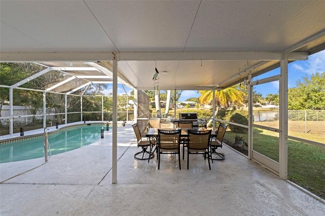 5612 22ND STREET E, Bradenton, FL 34203