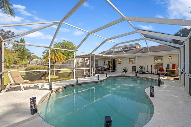 5612 22ND STREET E, Bradenton, FL 34203