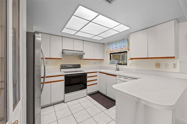 5612 22ND STREET E, Bradenton, FL 34203