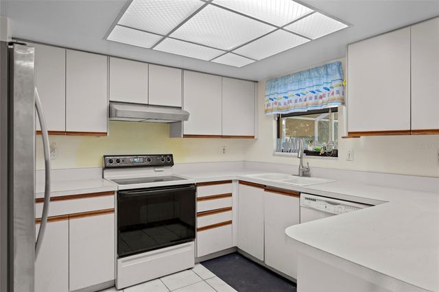 5612 22ND STREET E, Bradenton, FL 34203