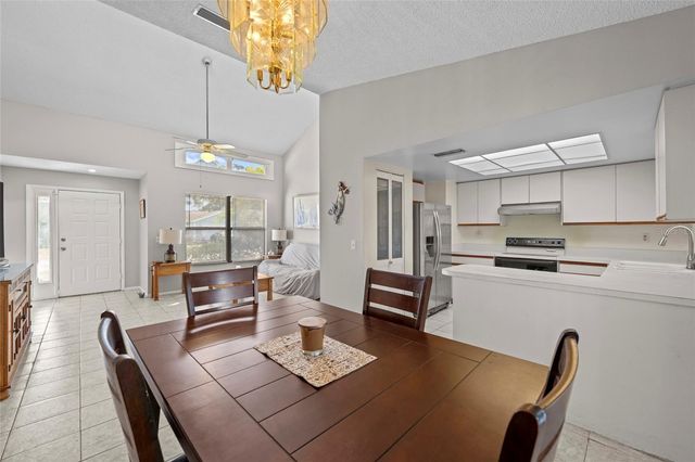 5612 22ND STREET E, Bradenton, FL 34203