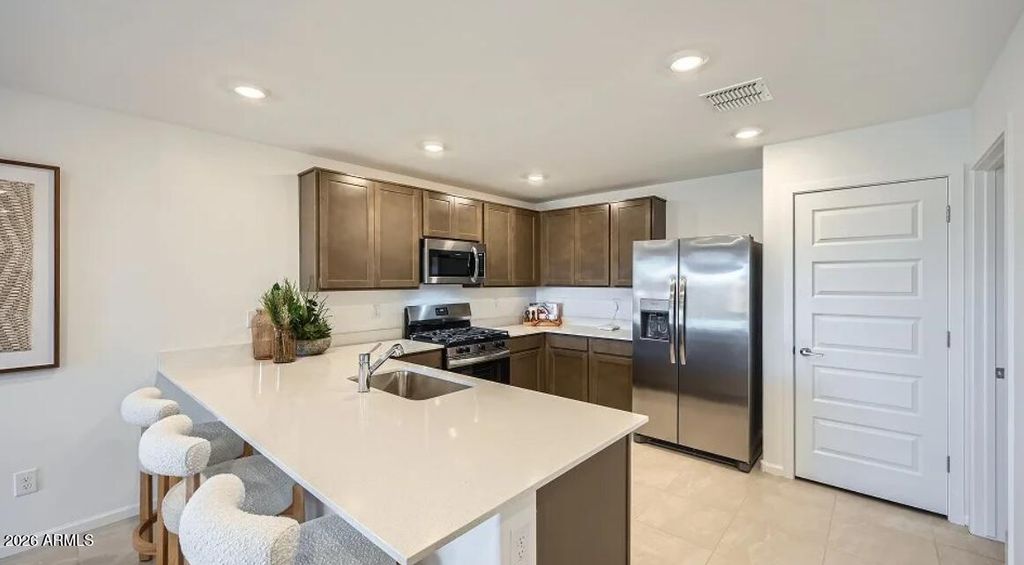 2030 W RAMONA Avenue, Apache Junction, AZ 85120 — photo 3