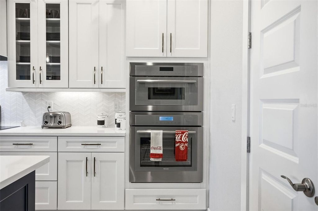 Image 16 of property listing at 9 DEL PALMA DRIVE, Palm Coast, FL 32137