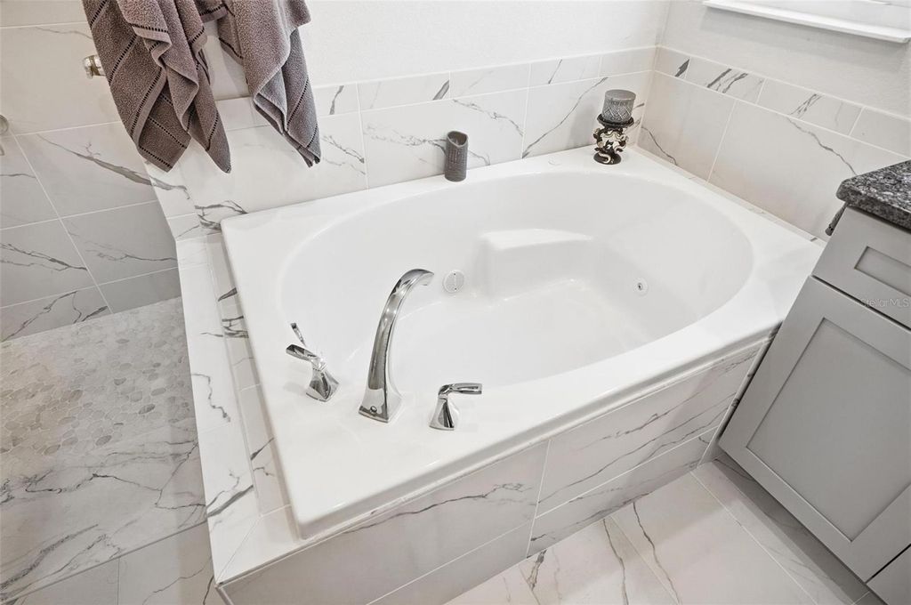 Image 42 of property listing at 9 DEL PALMA DRIVE, Palm Coast, FL 32137