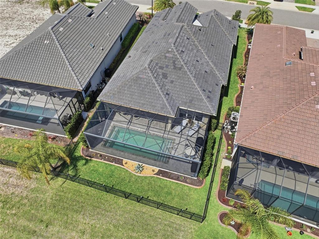 Image 66 of property listing at 9 DEL PALMA DRIVE, Palm Coast, FL 32137