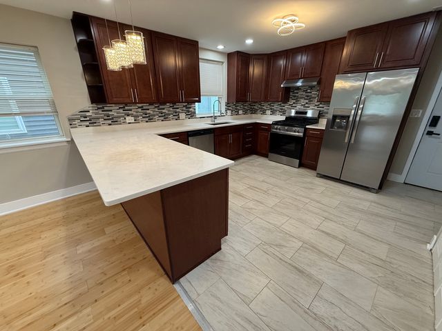 2706 W Jackson Boulevard, Chicago, IL 60612