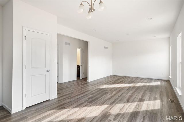 105 Windrow Drive, O'fallon, MO 63385