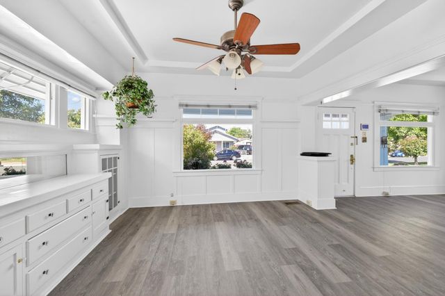 1704 N Berkeley Ave, Stockton, CA 95205