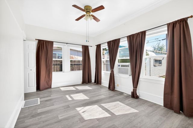 1704 N Berkeley Ave, Stockton, CA 95205