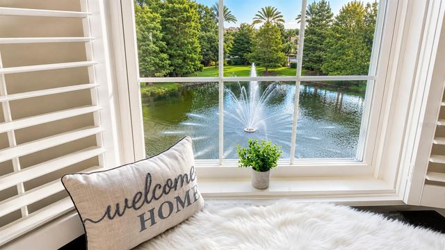 1357 VENEZIA COURT 303, Davenport, FL 33896
