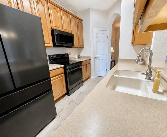 1357 VENEZIA COURT 303, Davenport, FL 33896