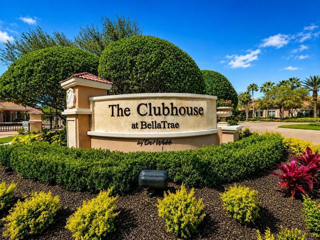 1357 VENEZIA COURT 303, Davenport, FL 33896