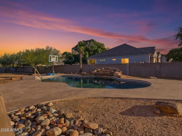 14645 W MOLLY Lane, Surprise, AZ 85387