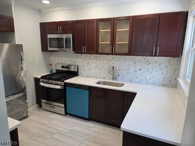 978 Kenyon Ave, Plainfield City, NJ 07060
