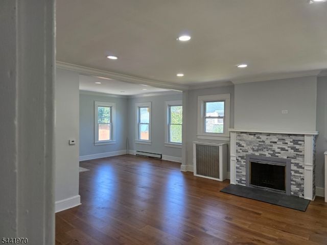 978 Kenyon Ave, Plainfield City, NJ 07060