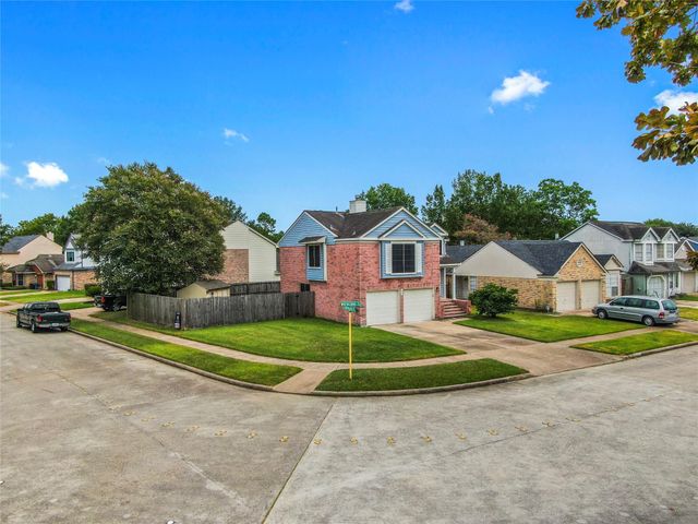 6426 Whitbourne Drive, Houston, TX 77084