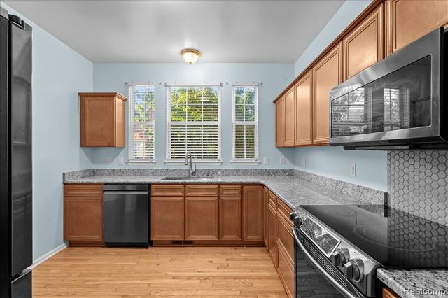 48840 Stonebriar Drive, Canton, MI 48188