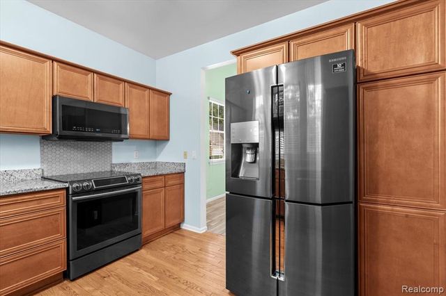48840 Stonebriar Drive, Canton, MI 48188