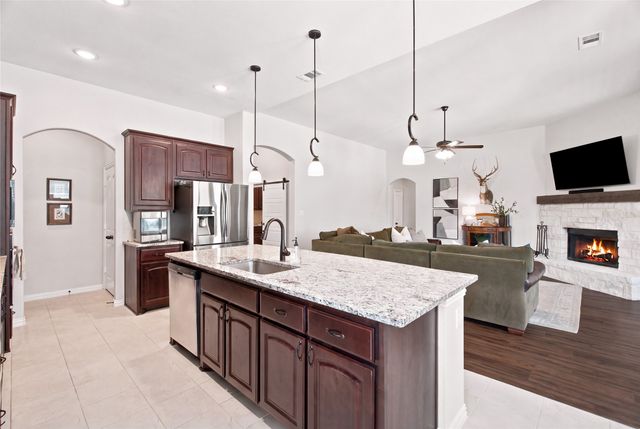 1036 Northern Oaks Court, Springtown, TX 76082