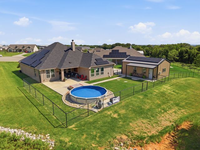 1036 Northern Oaks Court, Springtown, TX 76082