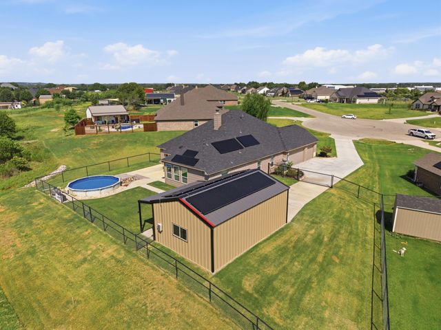 1036 Northern Oaks Court, Springtown, TX 76082