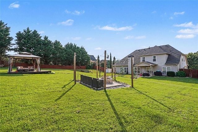 8100 Powhattan Court, Mcdonough, GA 30252