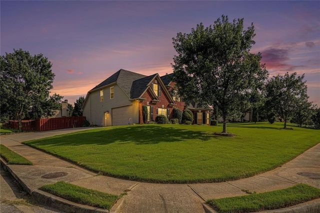 8100 Powhattan Court, Mcdonough, GA 30252