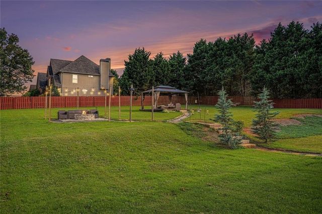 8100 Powhattan Court, Mcdonough, GA 30252