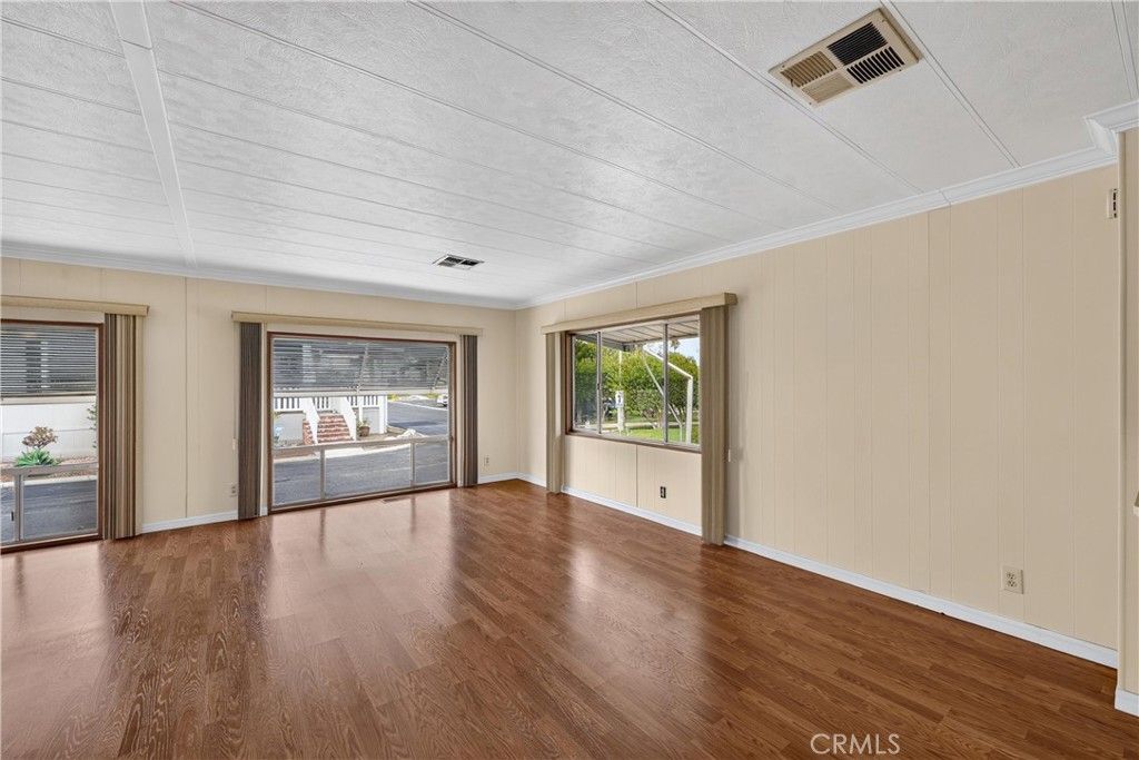1365 Thornwood Square, Corona, CA 92882 — photo 4