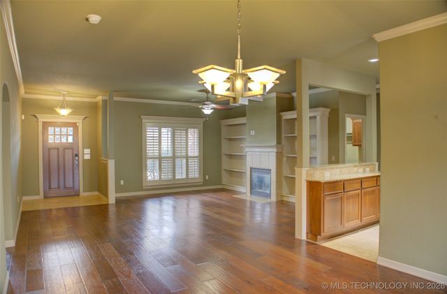 13077 N 124th East Avenue, Collinsville, OK 74021